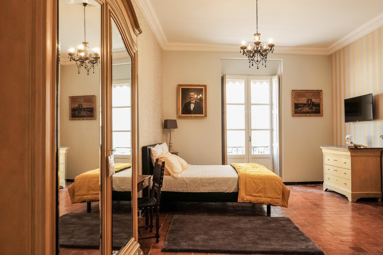 Les Suites De Peyrat Pezenas Ngoại thất bức ảnh